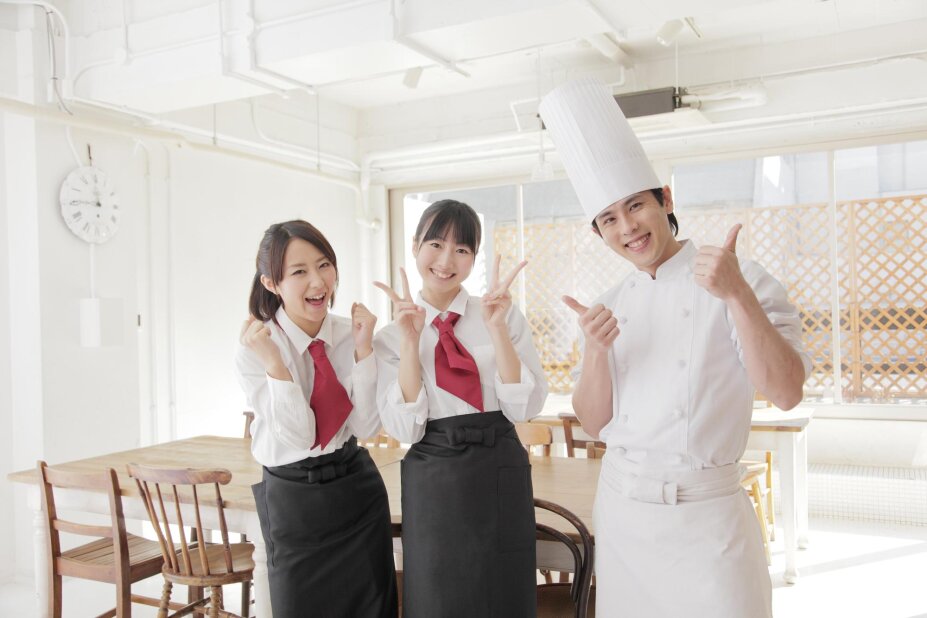 コンビニ店員 ファミリーマート OBPKDDI大阪ビル店 コンビニスタッフ