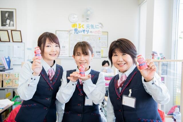 ヤクルト スタッフ 制服 セット まとめ売り ヤクルト スタッフ 制服 セット まとめ売り