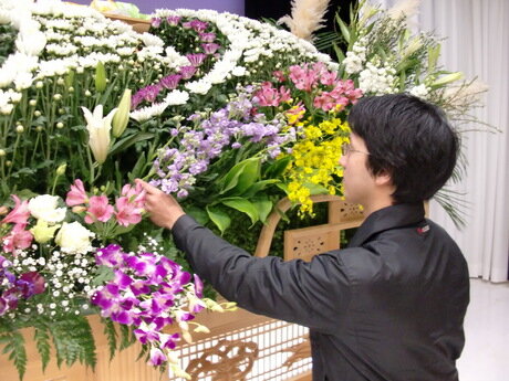 求人ボックス ブライダルプランナー 高卒歓迎の仕事 大阪府