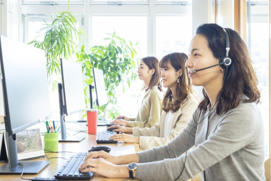 求人ボックス 株式会社コーカス 11時 時勤務 ゆっくり出勤できるカスタマーサポートのお仕事の求人詳細情報 沖縄県 那覇市 市立病院前駅 徒歩1分