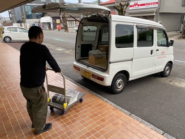 求人ボックス 有限会社ロジネットジャパン スポーツ新聞のコンビニ配送の求人詳細情報 宮崎県 宮崎市