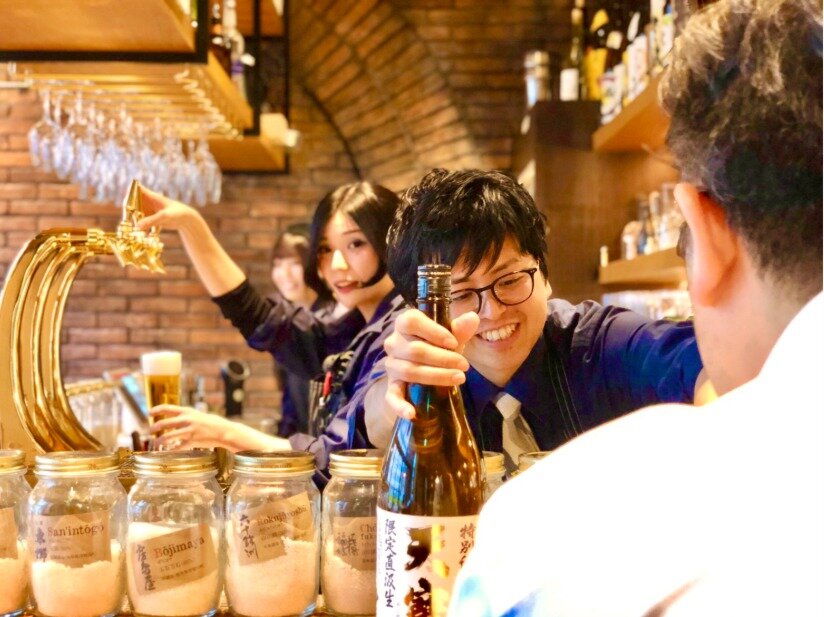 求人ボックス 株 青二才 日本酒専門居酒屋のホールスタッフ キッチンスタッフの募集の求人詳細情報 中野駅 徒歩3分